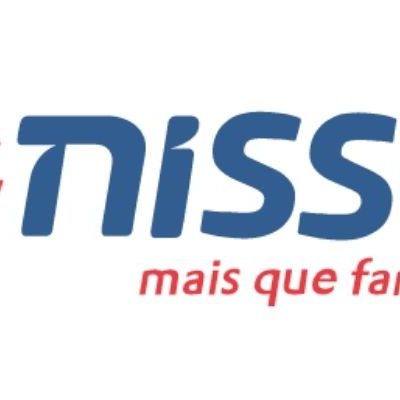 Logomarca Farmácias Nissei em fundo branco