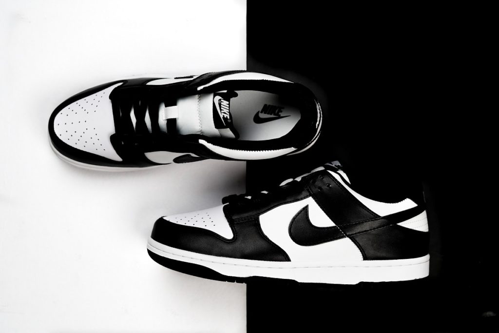 Nike Dunk Low Panda preto e branco